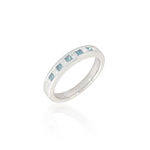 Alternating Blue and White Diamond Band