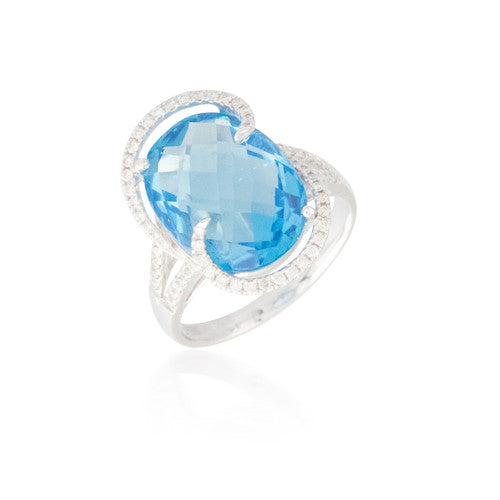 Round Blue Topaz Ring with a Diamond Design